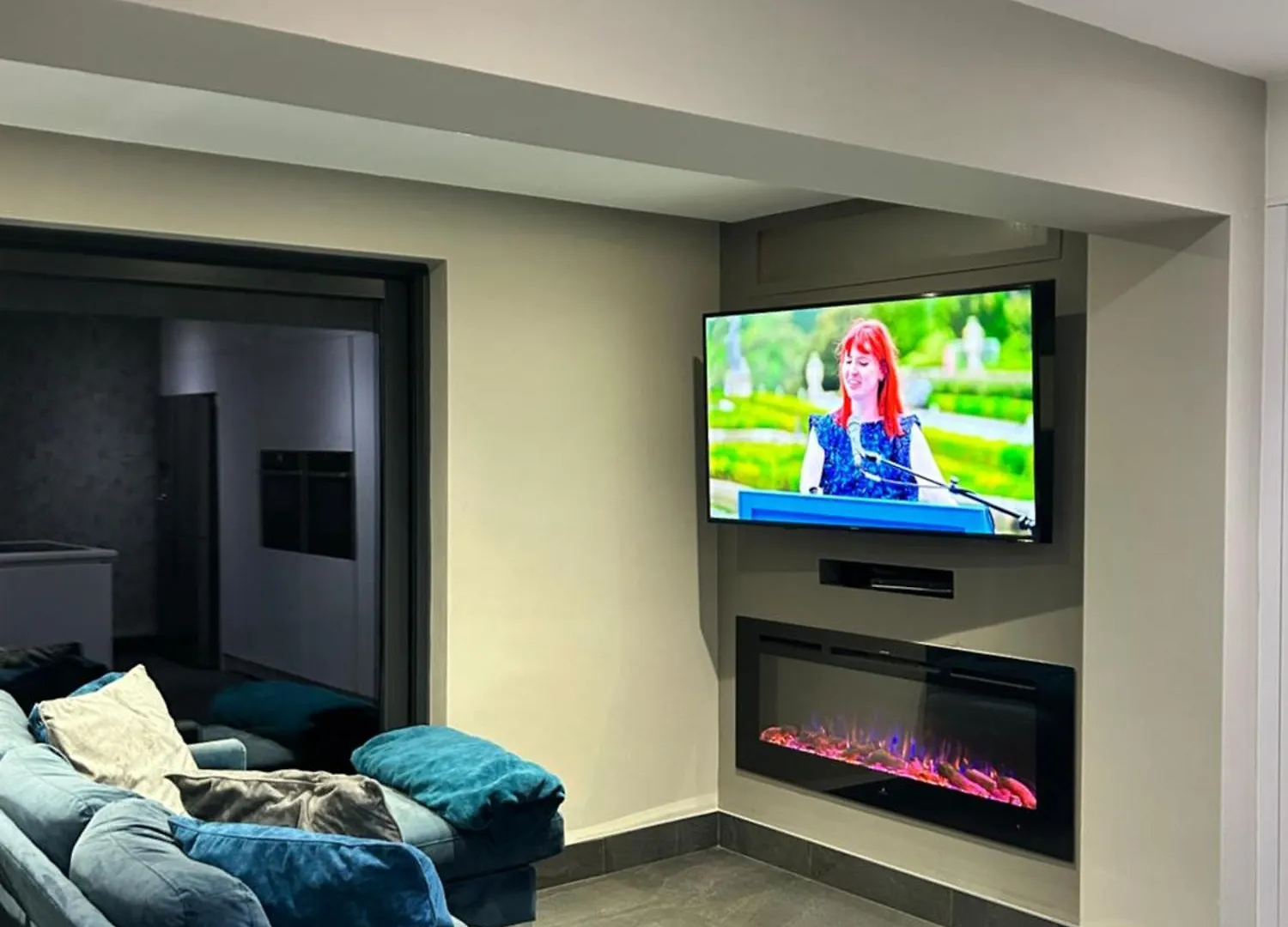 Large Modern Family Home In Murrayfield - Very Close To City Centre - 10 Mins By Direct Bus - Private Driveway & Garden Εδιμβούργο 0*,  Ηνωμένο Βασίλειο