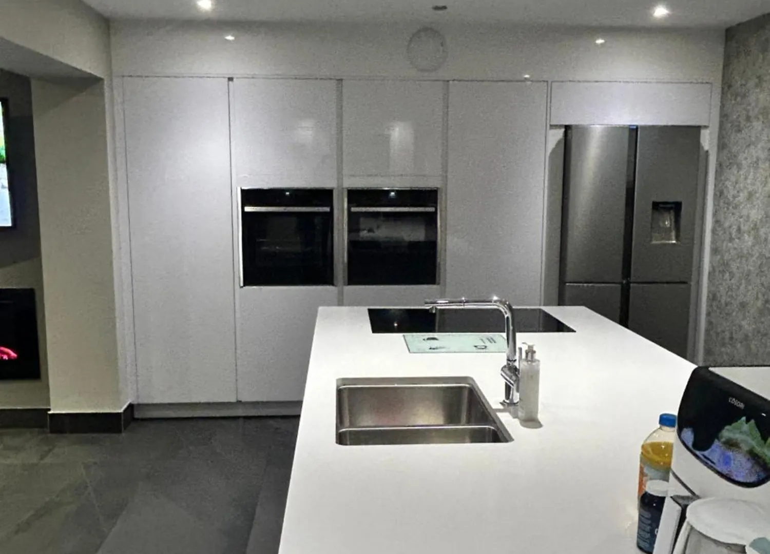 Large Modern Family Home In Murrayfield - Very Close To City Centre - 10 Mins By Direct Bus - Private Driveway & Garden Edinburgh Velká Británie